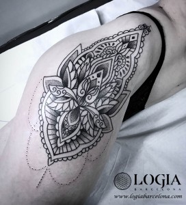 tatuaje-pierna-mandala-Logia-Barcelona-Dasly-02    